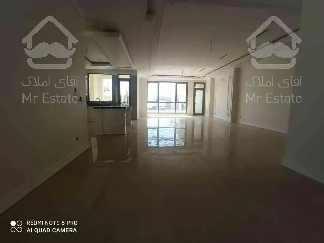 آپارتمان نیاوران ۳۰۰متر نوساز ۴خواب تراس بزرگ فول امکانات