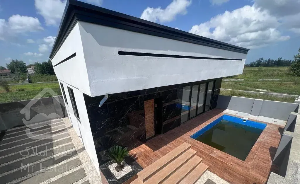 ویلا ساحلی استخر دار-موقعیت عالی سرمایه گذاری