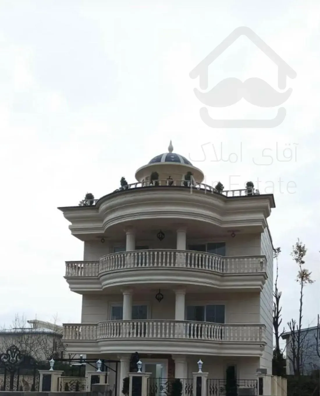 فروش خانه ویلایی ۳۸۰ متری ۴ خوابه بلوار کاشانی