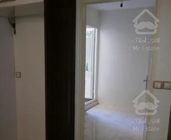 آپارتمان ۶۶ متری +حیاط خلوت تخلیه