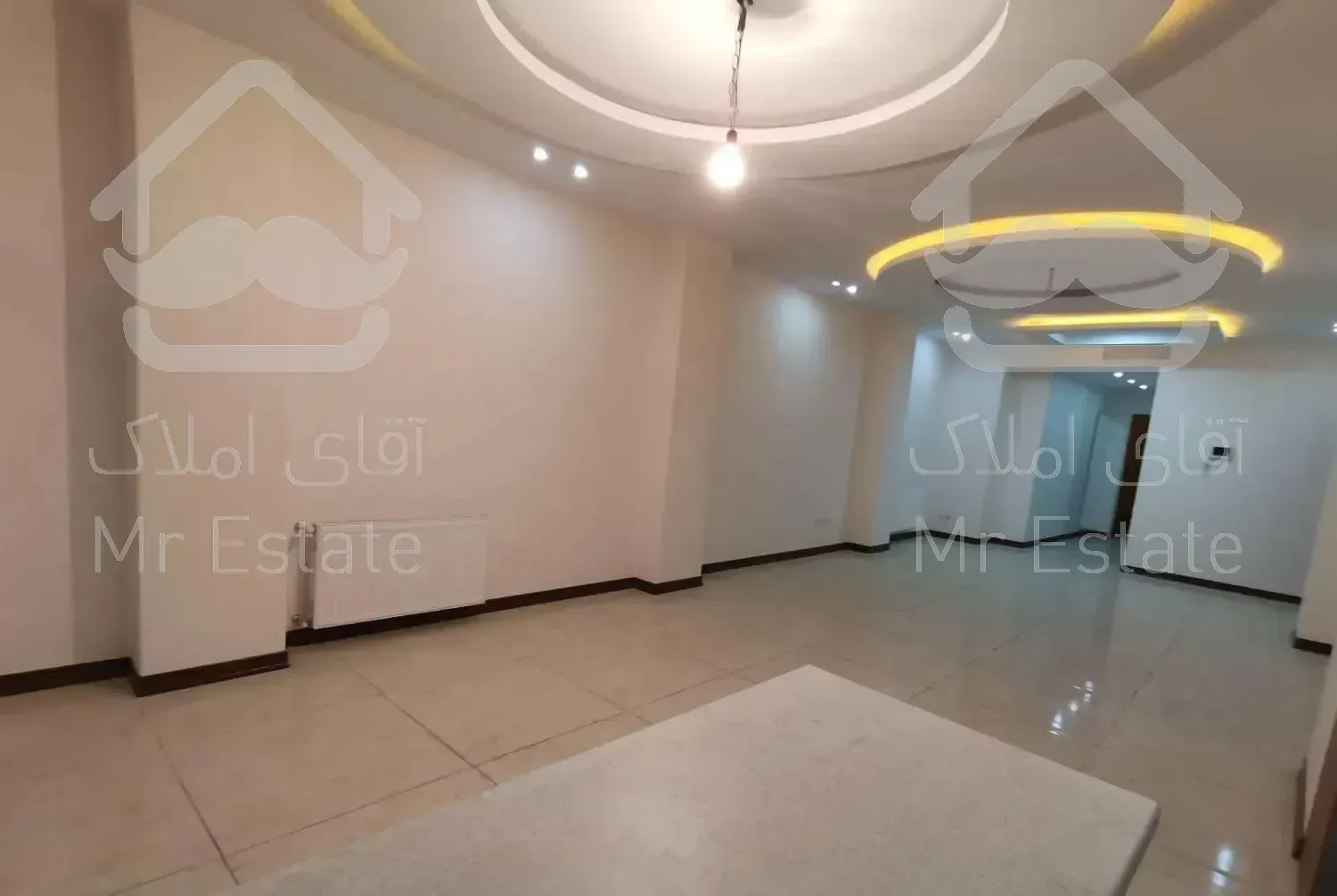 105 متر اسکندری شمالی نصرت.   نوساز. کلید نخورده