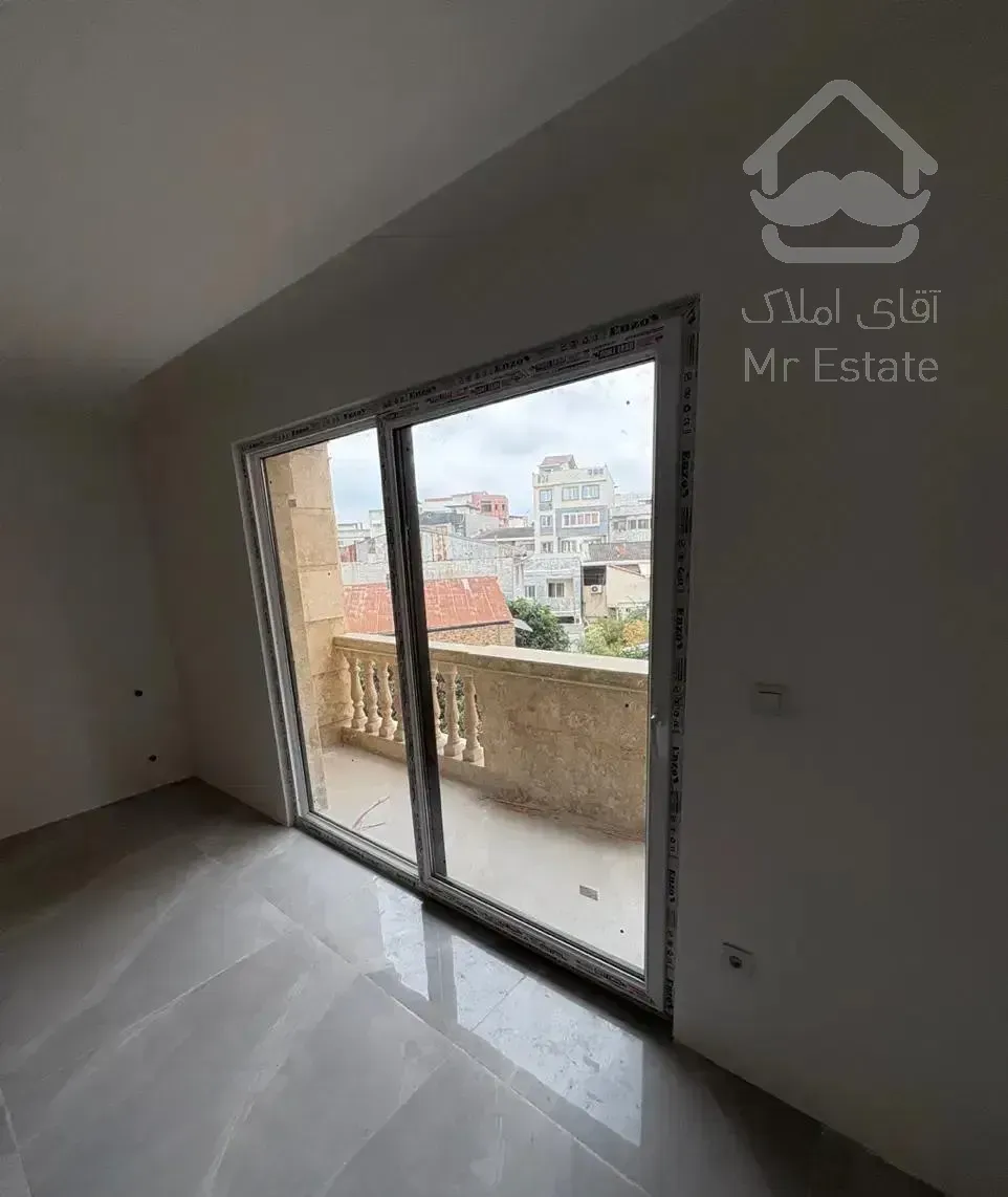 ۱۱۰ متری نوساز،با تراس کاربردی رو بنما