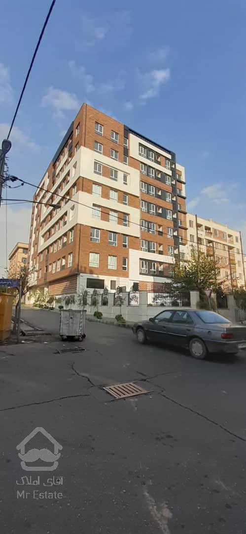 ۱۱۵متر دوخواب دو پارکینگ سندی