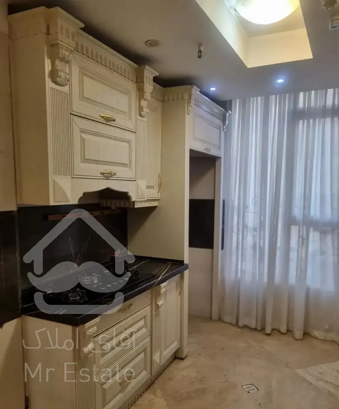 رهن آپارتمان ۱۳۵متری تهران نو