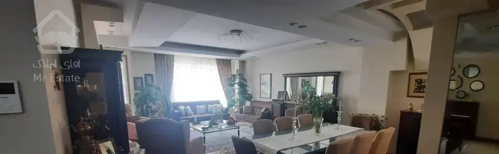 شریعتی دوراهی قلهک/۱۴۴متر ۳خوابه روبه آفتاب