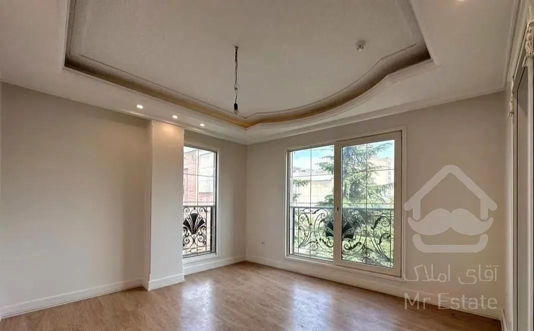 ۲۴۰ متر ، ۳خواب  ،  تاپ لوکیش سعادت آباد