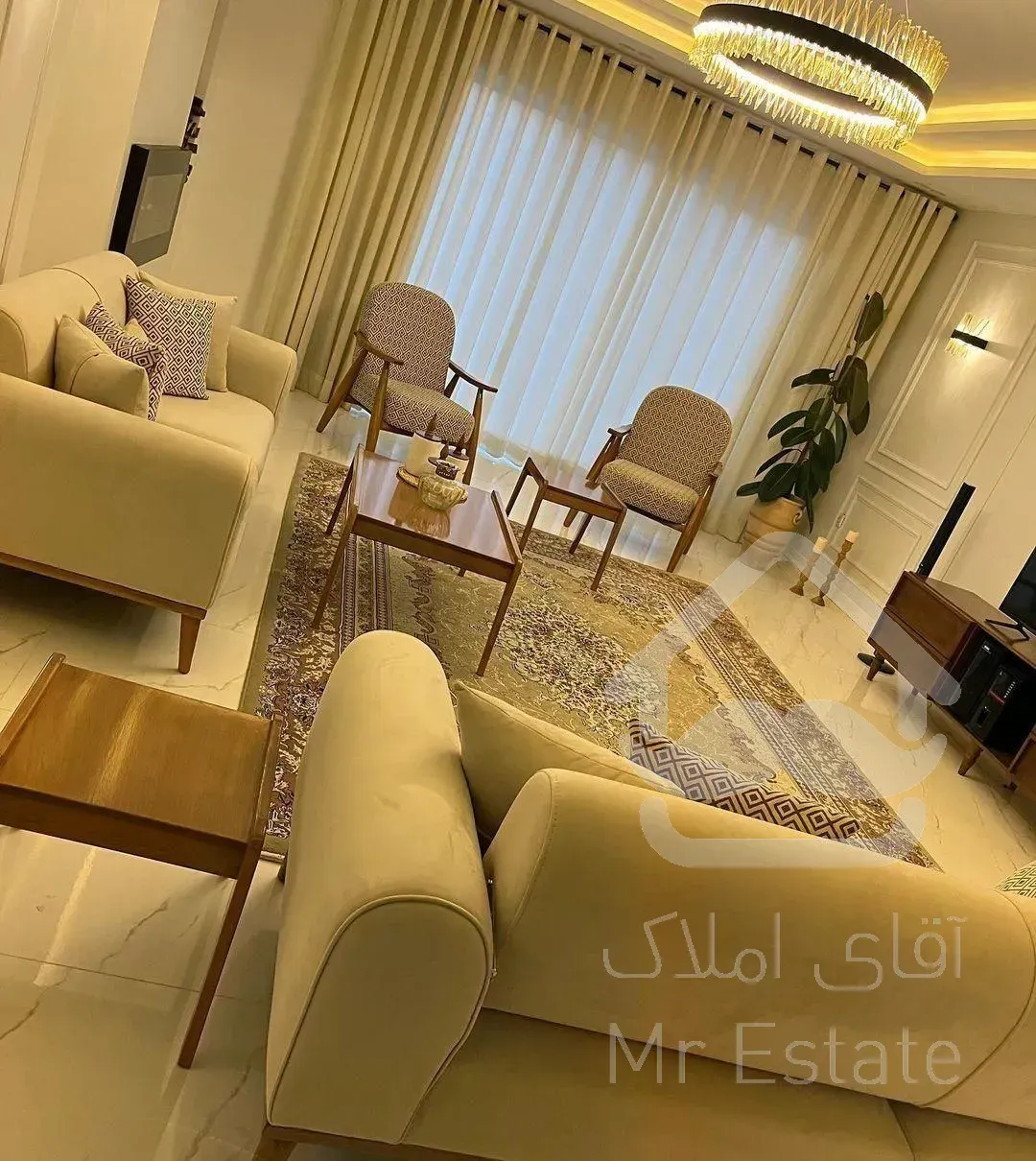 آپارتمان  77متر / یک‌خواب / نور مستقیم / تاچارا