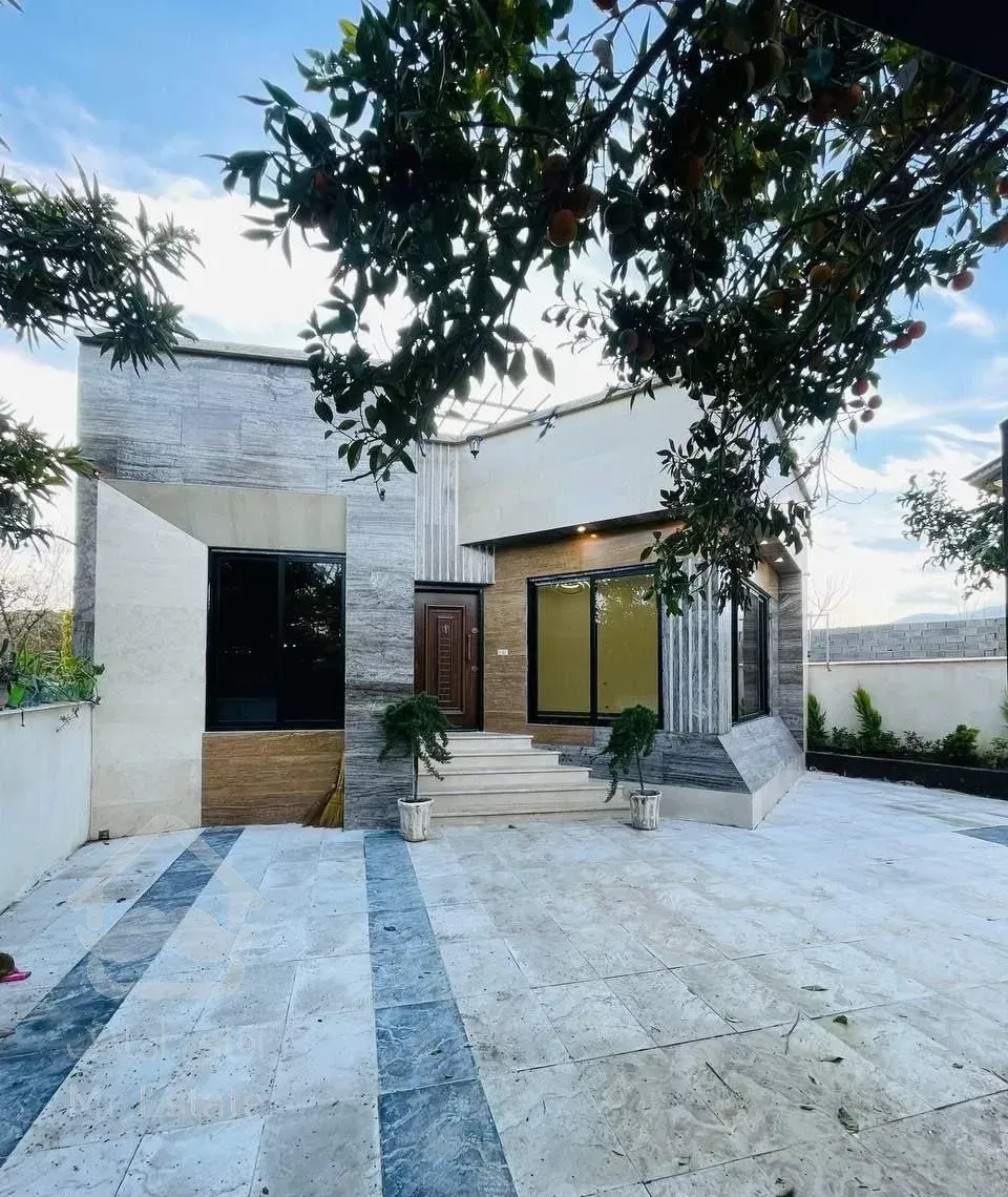 ویلا خوش ساخت ۱۹۰متری سندتکبرگ با حیاط دلباز