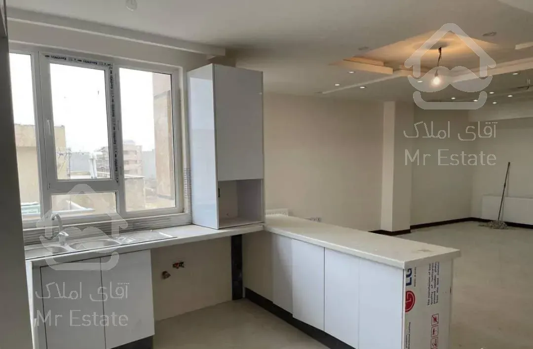 رهن آپارتمان فول امکانات۱۱۰متری کلید نخورده در استاد معین