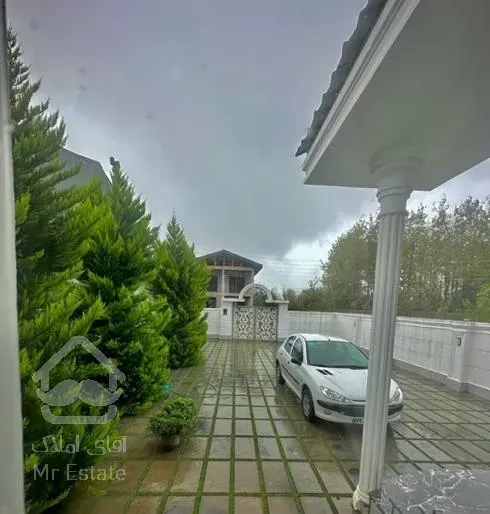 ویلا ۳۳۴ متری شخصی ساز با سند ۲ کیلومتری دریا