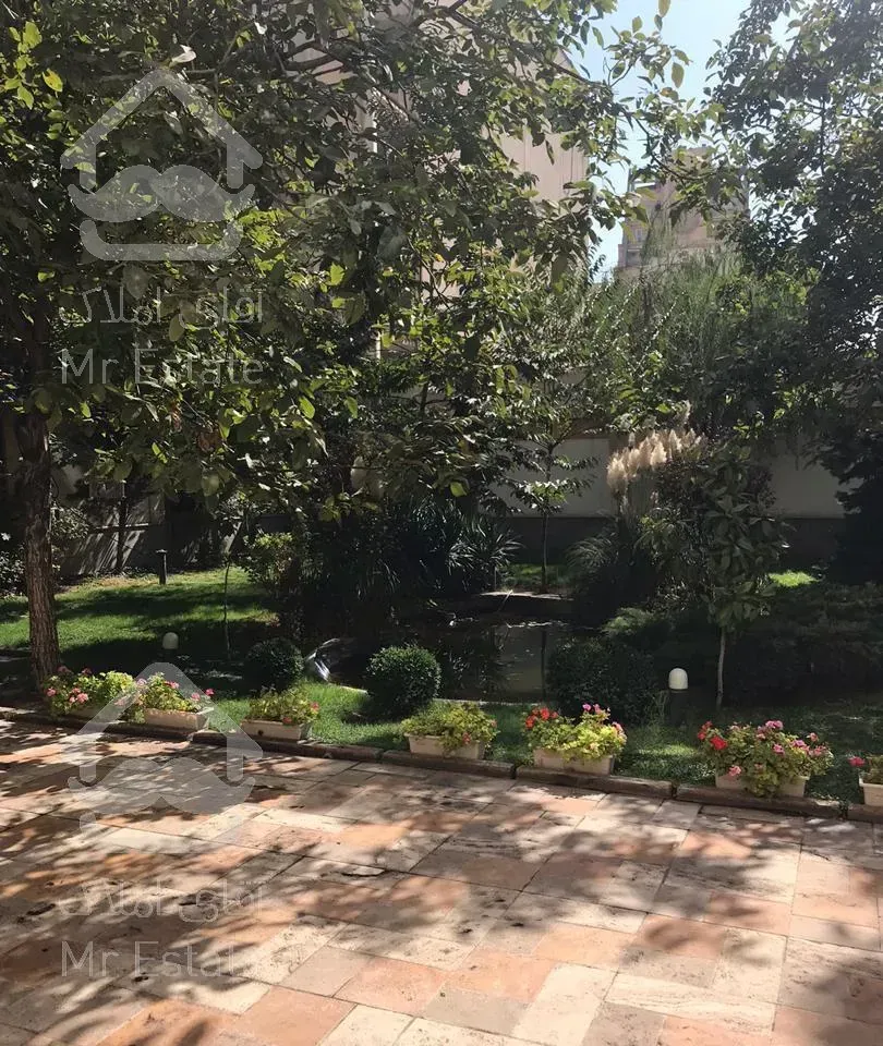 ۱۵۸متر آجودانیه ۳خواب نور و نقشه /سرمایه‌گذاری