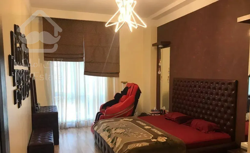 282متر4خواب2پارکینگ* تکواحدی پتانسیل بازسازی خاص*