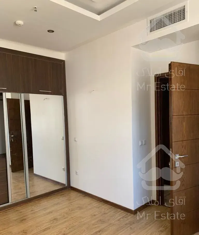 ۱۲۵ متر ۳ خواب . ملاصدرا شیراز شمالی