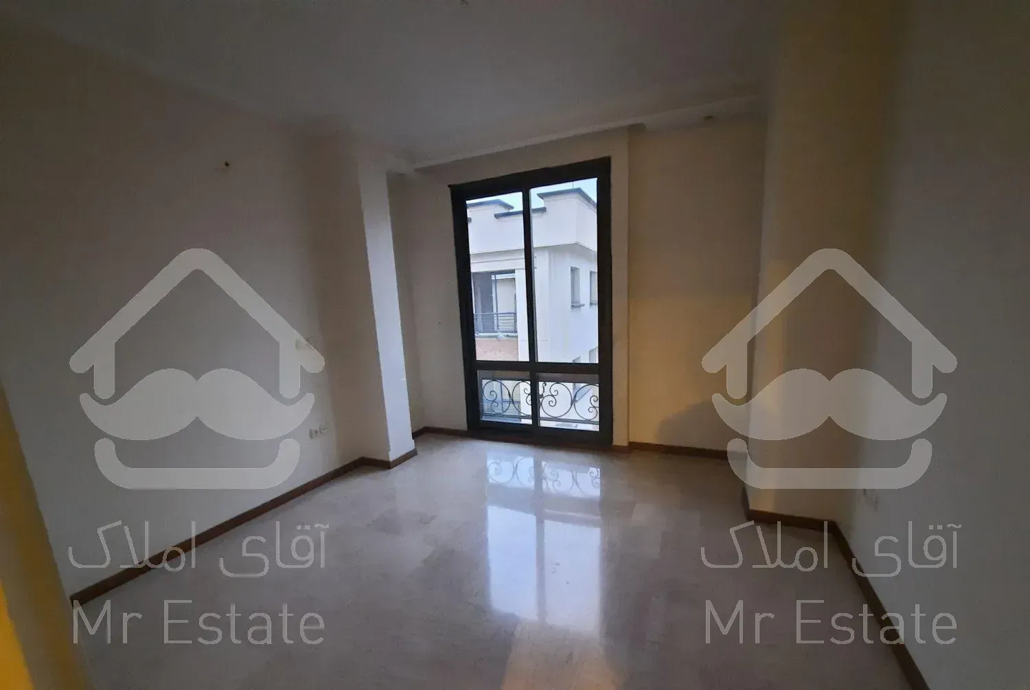 آپارتمان ، ۱۴۰ متری ، سه خوابه