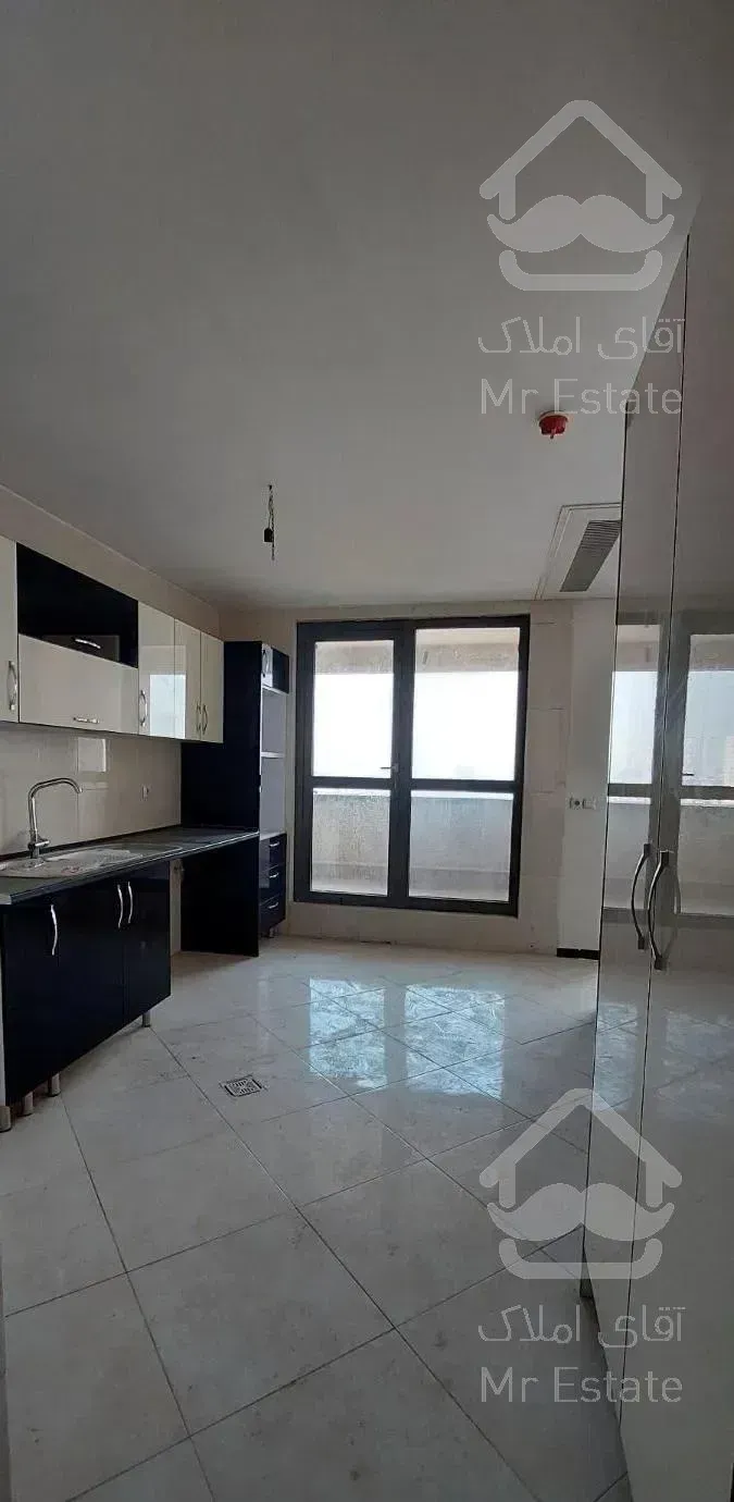 ۱۶۴ متر ۳ خوابه مروارید شهر