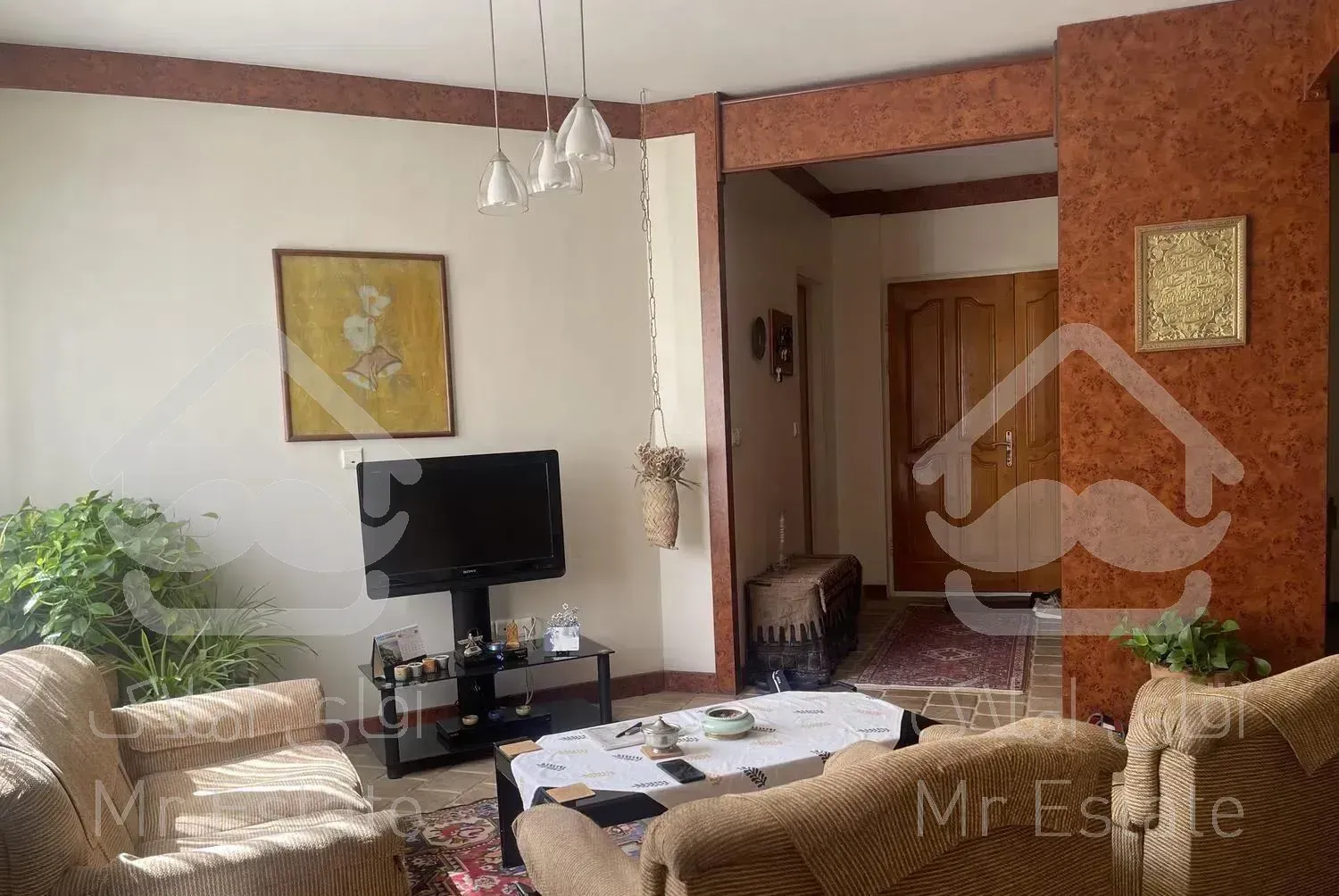 آپارتمان زیبا، دارای قدر سهم، نزدیک‌ باغ ایرانی