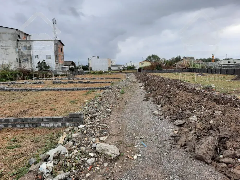 زمين ٢٠٠ متري شهركي موقعيت عالي