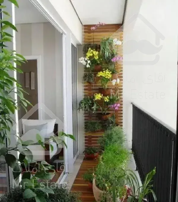 165متر/ تک واحدی همراه با چشم انداز