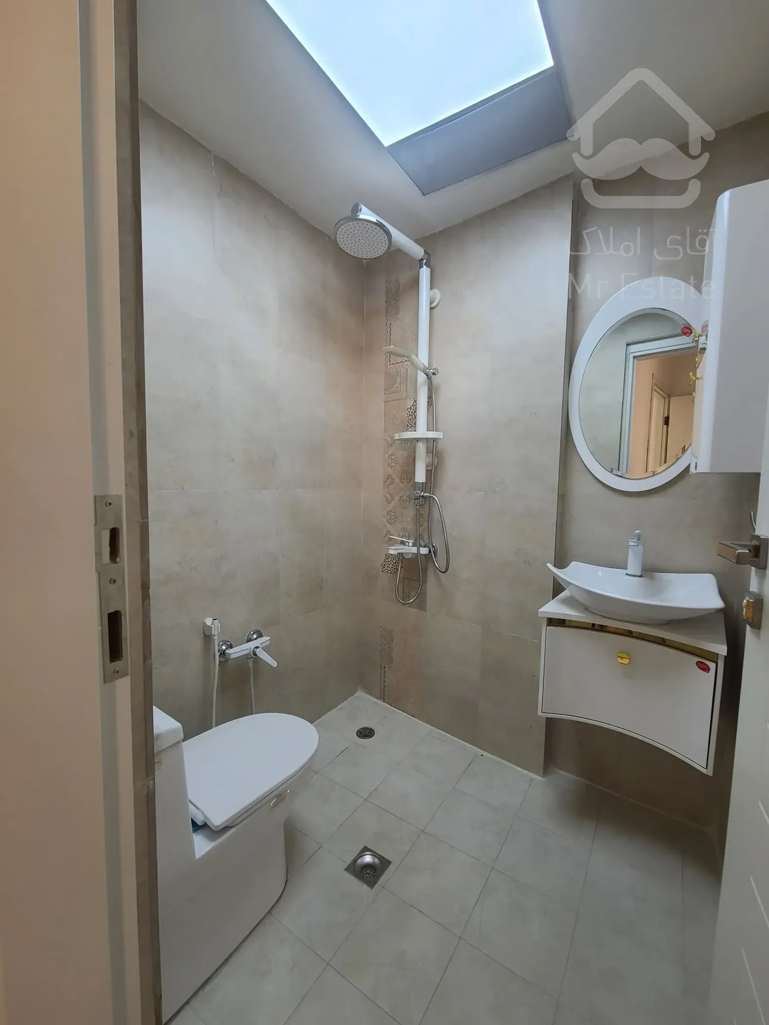 فروش آپارتمان ۱۱۵ متر نیاوران نور شمال و جنوب