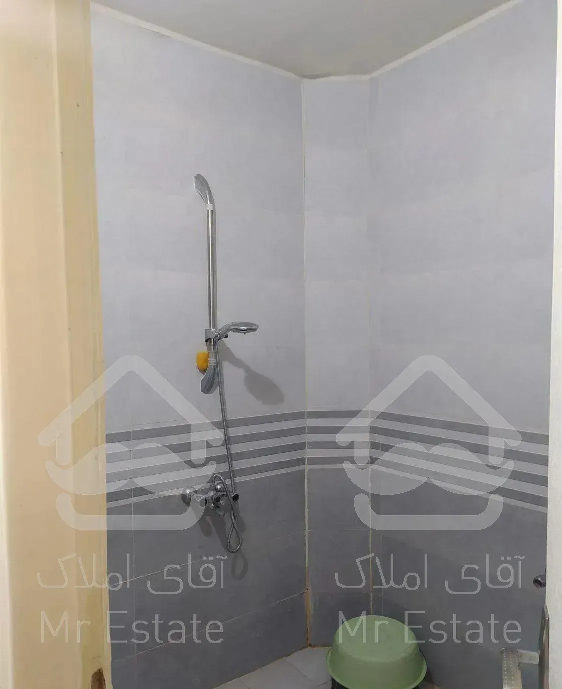 گیشا ۱۴۰ متر ۳ خواب قدیمی بازسازی شده