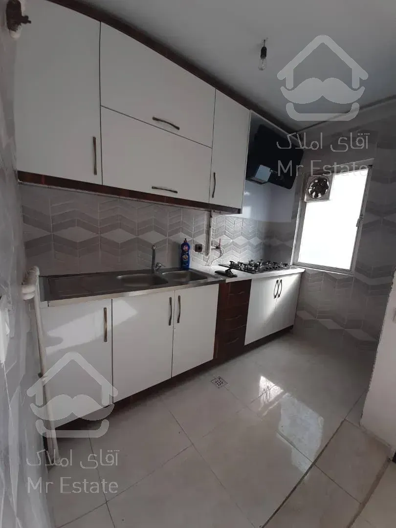 فروش آپارتمان ۸۲ متری ۲ خواب طبقه پنجم فول آپشن واقع در جیحون