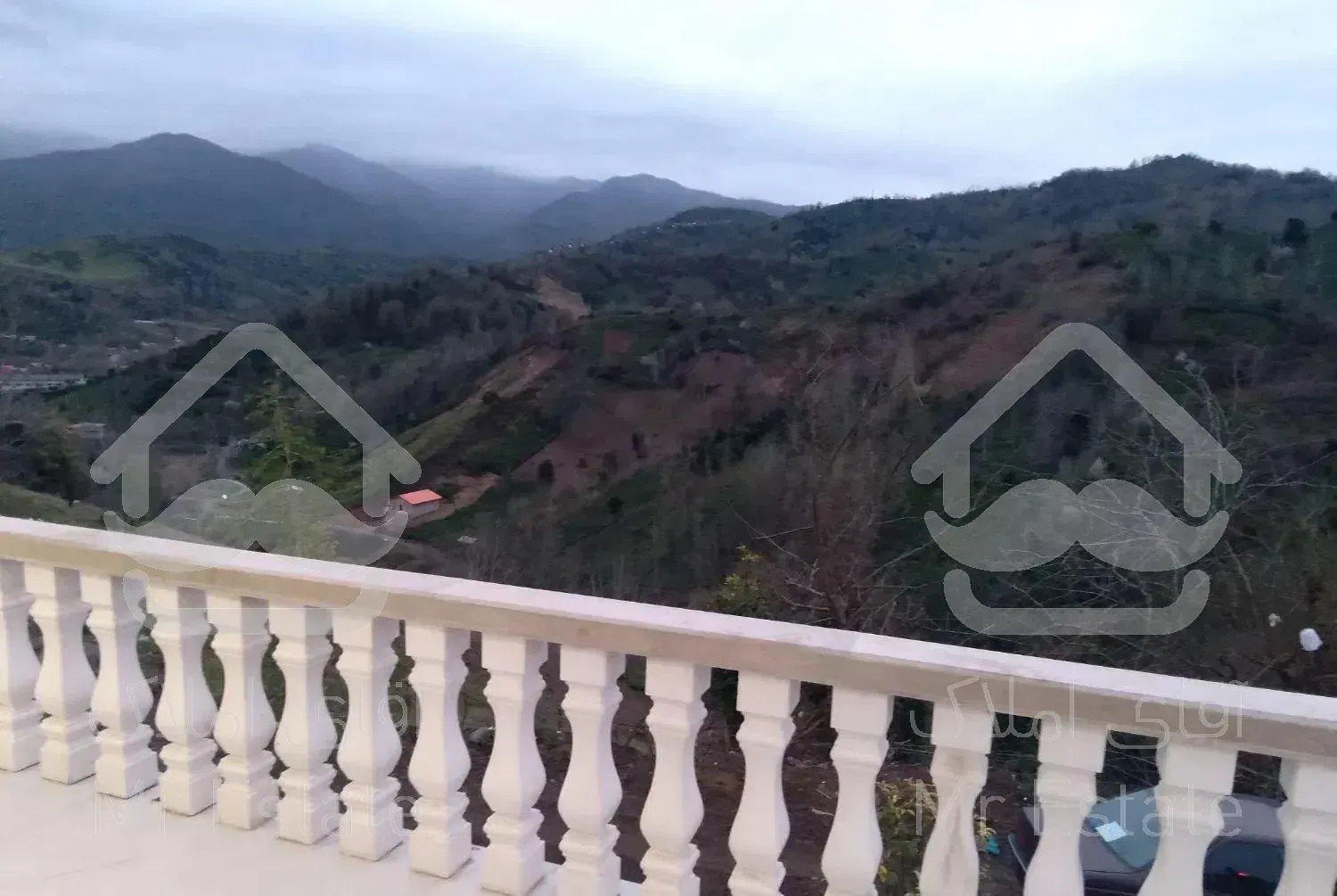 ویلاه دلباز ویو ابدی تک در منطقه با امگانات اطاقور