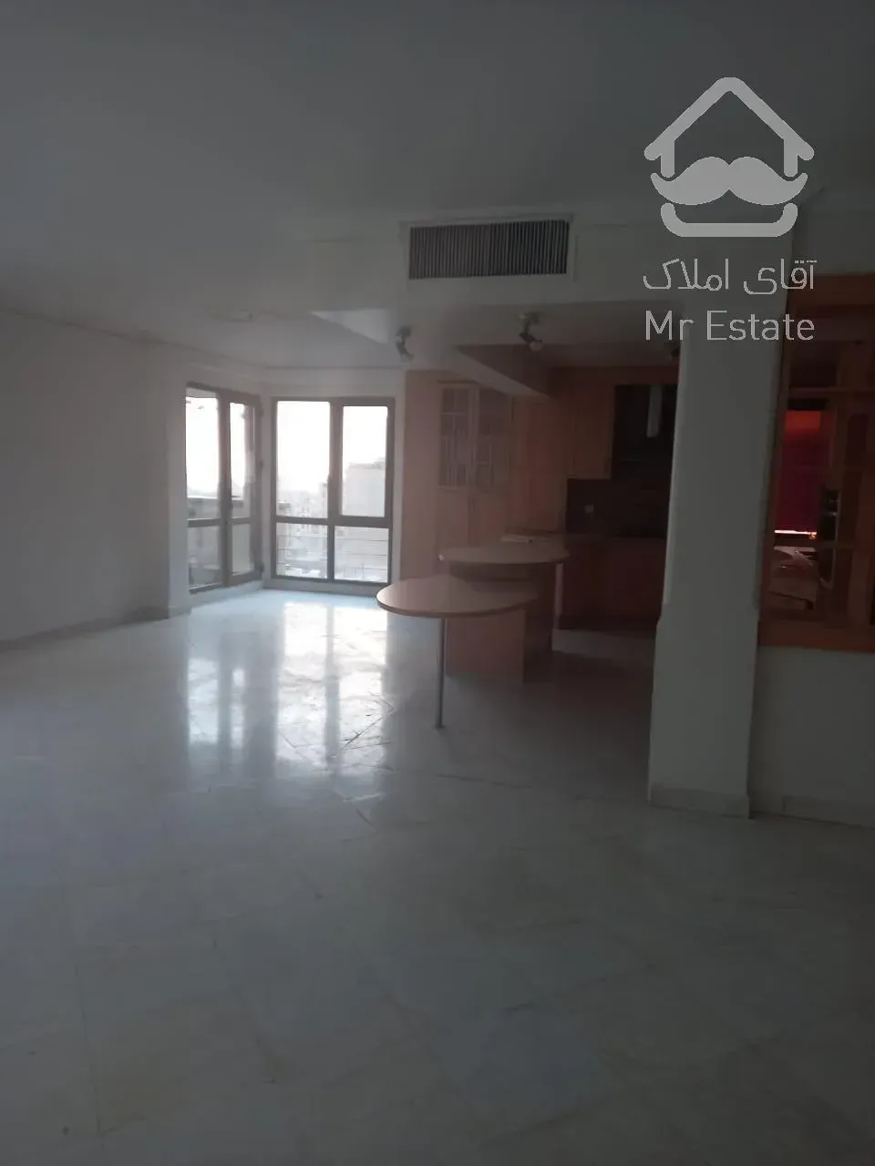 اجاره و رهن آپارتمان زعفرانیه 180  متر اکازيون