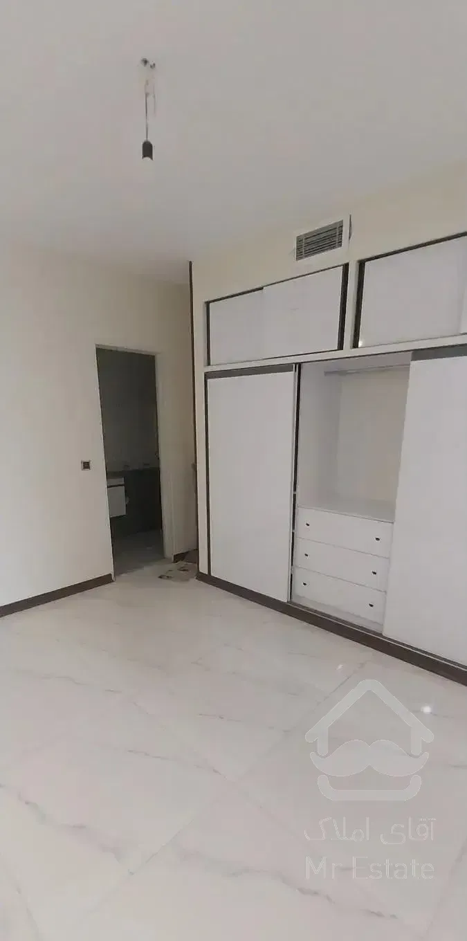 ۱۱۵متر ستارخان باقرخان مهندسی ساز (۲ پارکینگ سندی