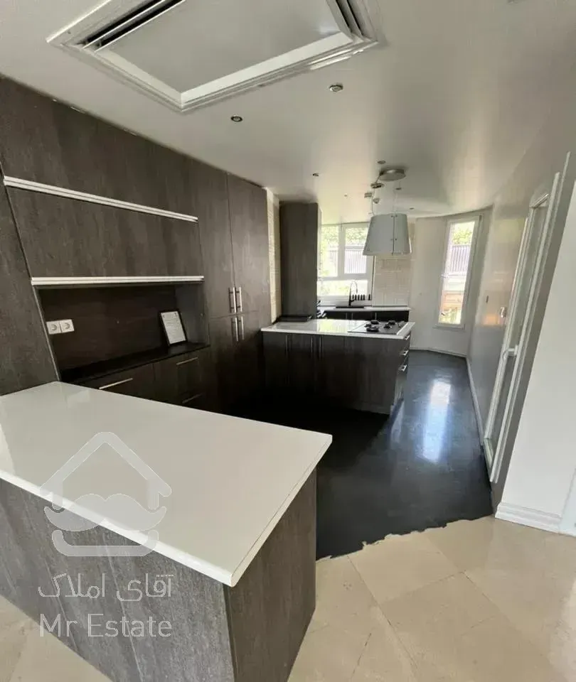 باغ فردوس ۲۲۰ متر ۳خواب ۱ مستر