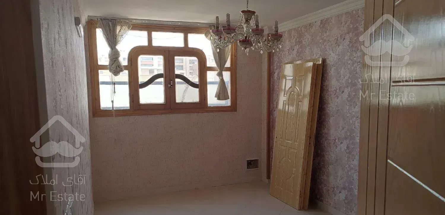 اپارتمان 120متری /لاله شرقی/پرنور.