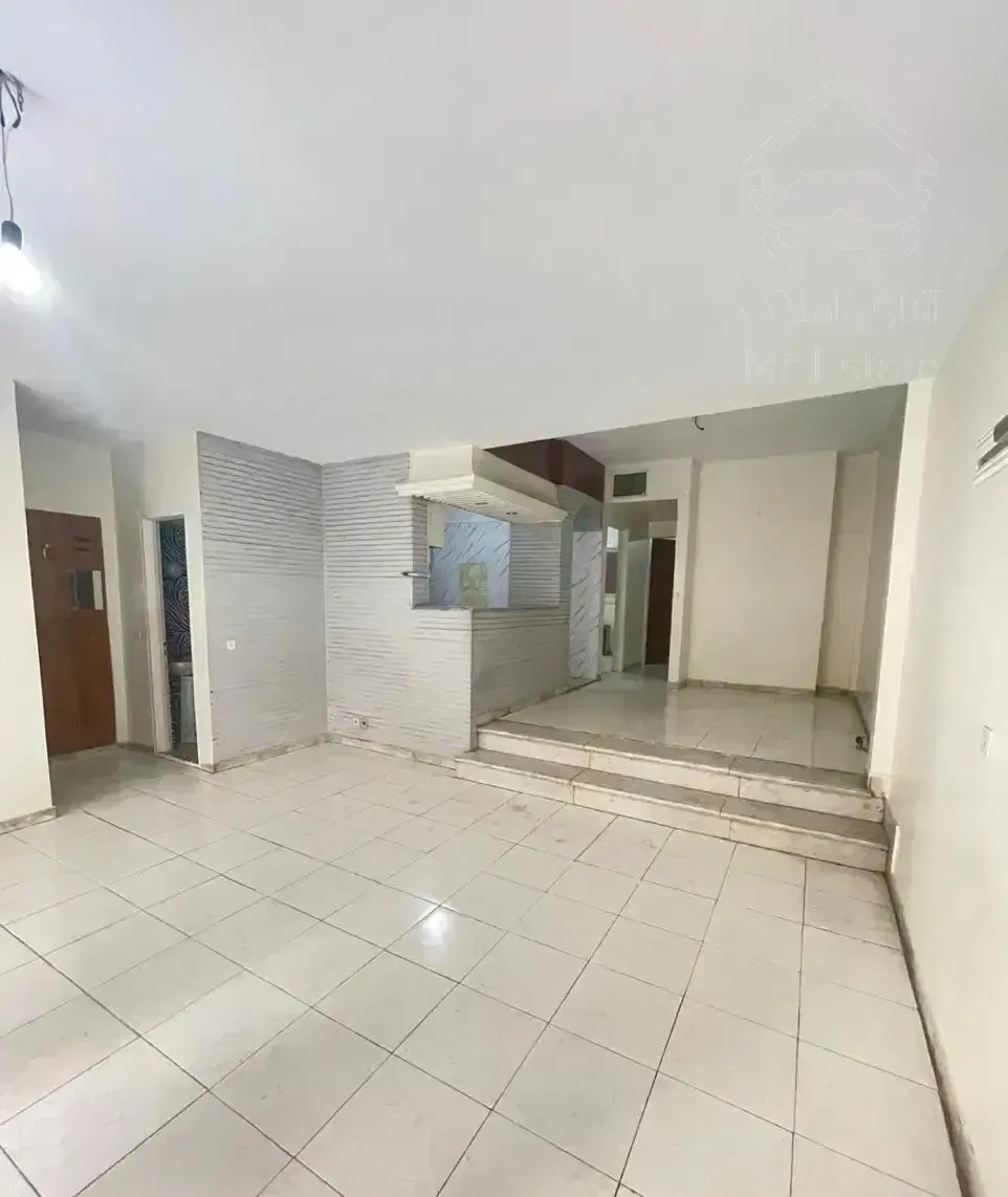 آپارتمان اجاره نارمک ۱۰۰ متری طبقه اول