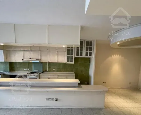 ۹۵متر الهیه طبقات بالا