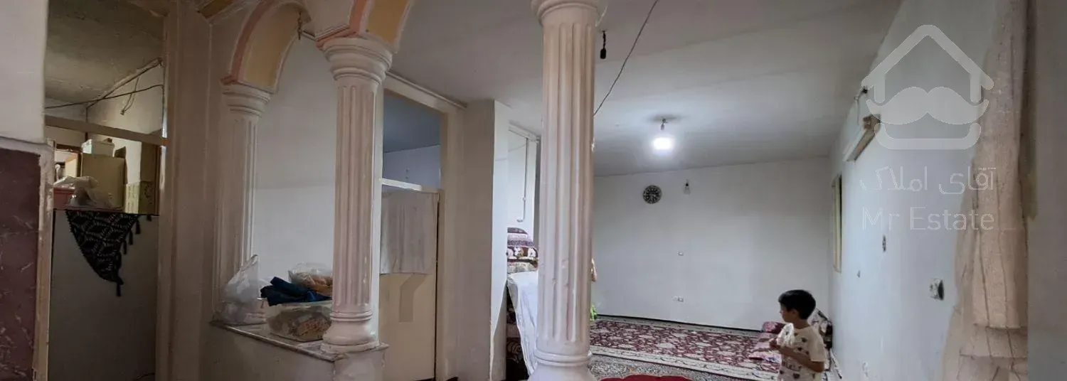 100 متر سوئیت در اختیار  میدان ابک گلابدره