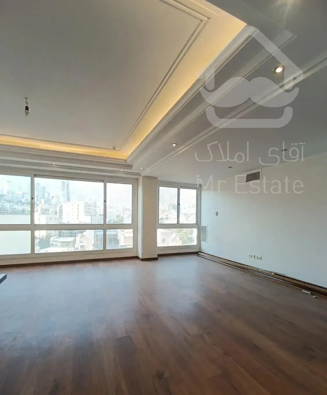 ظفر / بلوار آرش/ گوی آبادی /106 متر‌ ویو ابدی