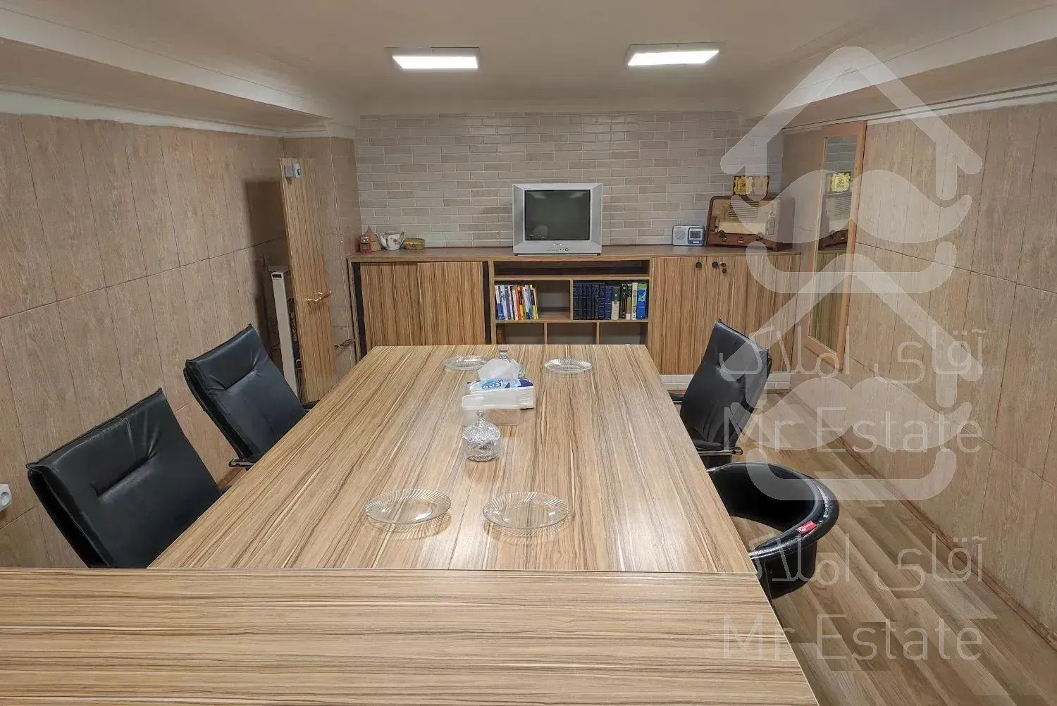 مغازه ۲۴متر ملکیت وسرقفلی