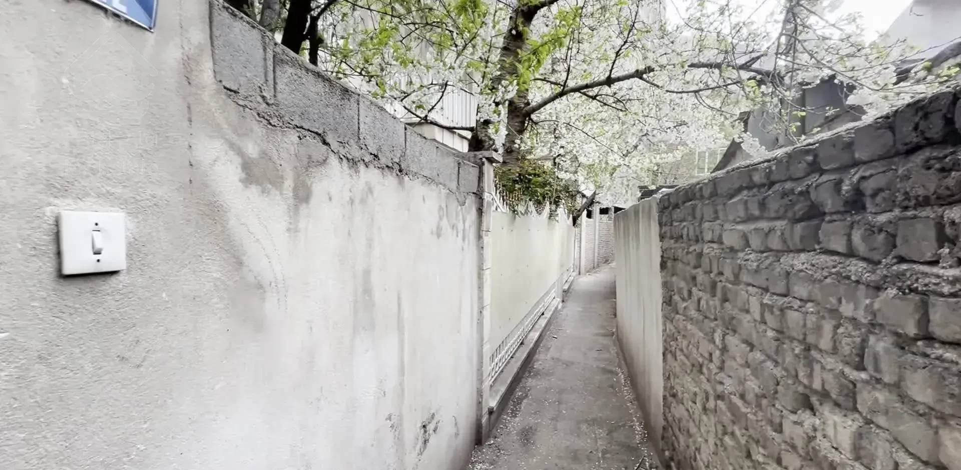 ویلا 150 متر /50 متر بنا /سند تک برگ /OUSHAN VILLA