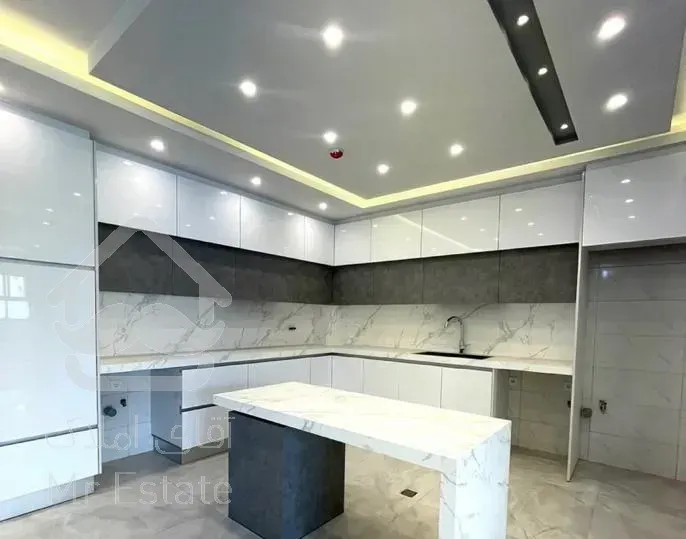 فروش آپارتمان ۱۳۱ متری نوساز بر اصلی استادیوم