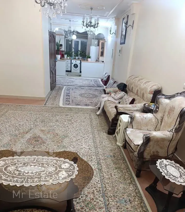 اپارتمان ۹۳متری‌ با پارکینگ