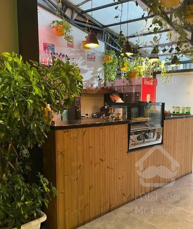 600مترسفره خانه تجهیز شده 20 سال پیشینه کاری