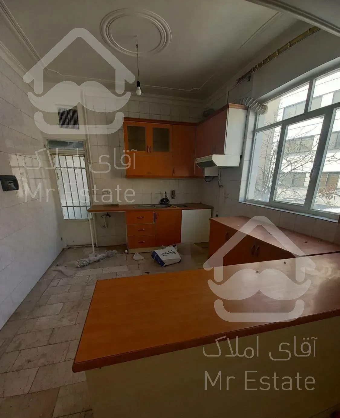 شیخ بهایی ۷۵ متر