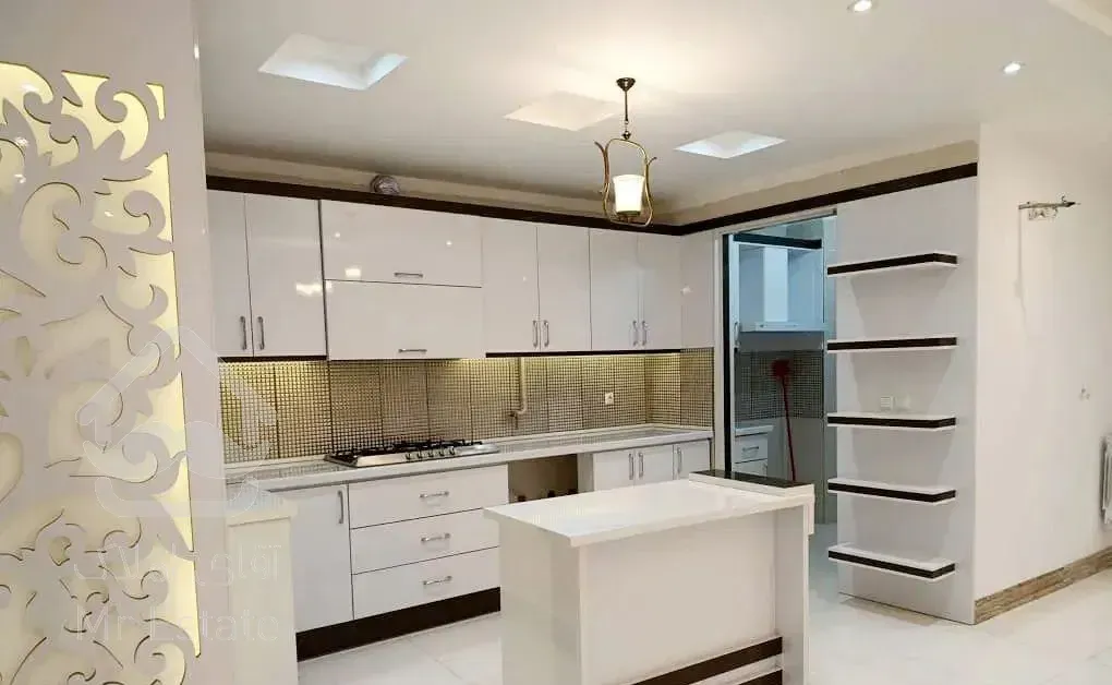 آپارتمان ۱۱۰ متری شیک خ تهران  اندیشه ۲