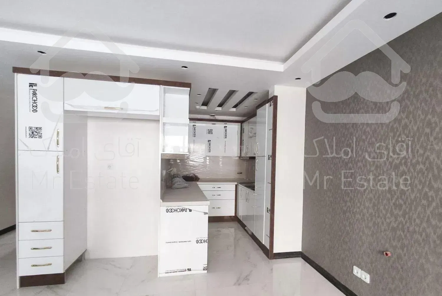 آپارتمان۸۰متری/دوخواب/شهید صادقیان