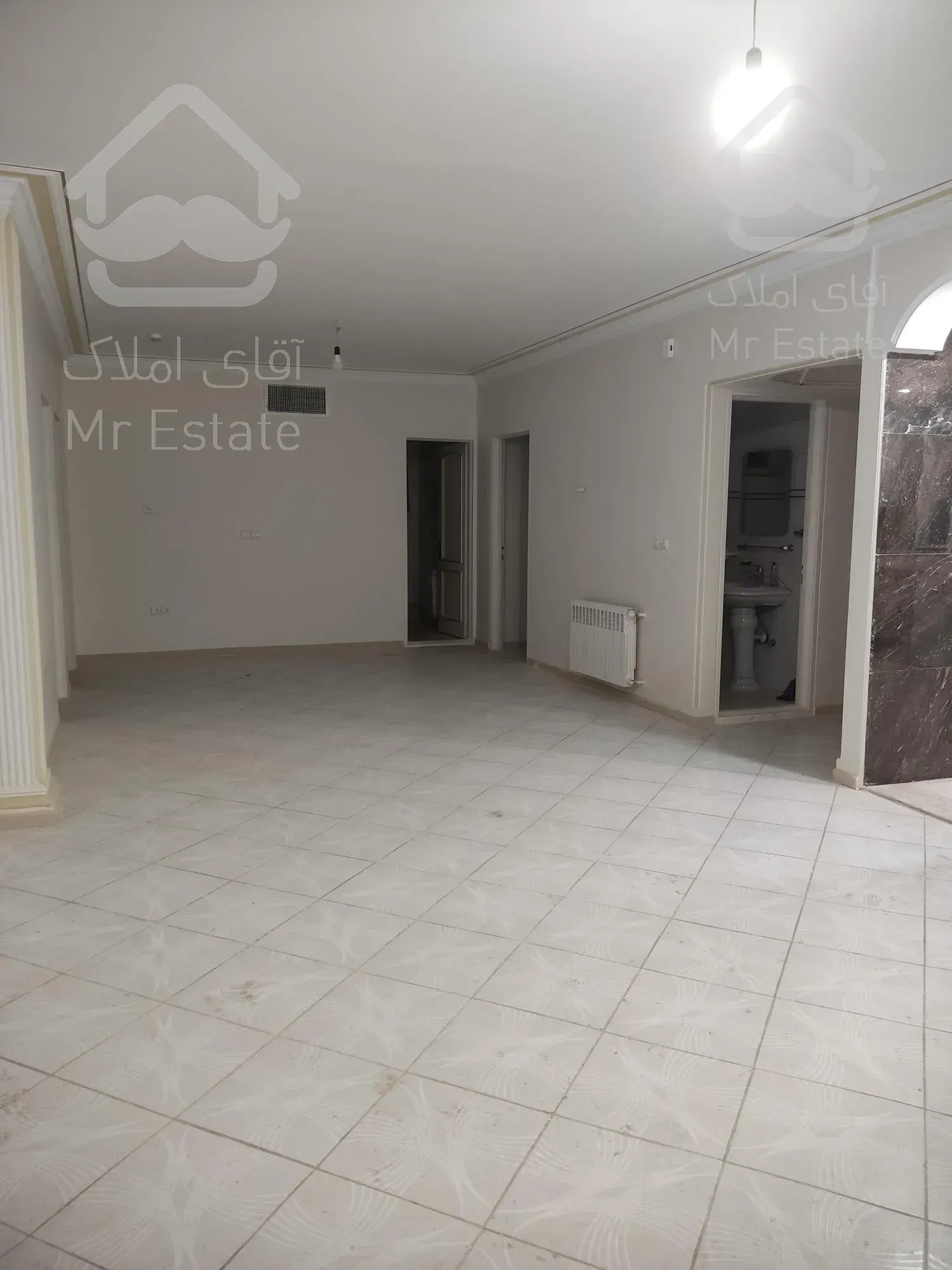 طفر ۱۶۵ متر / بر فراز ابر ها