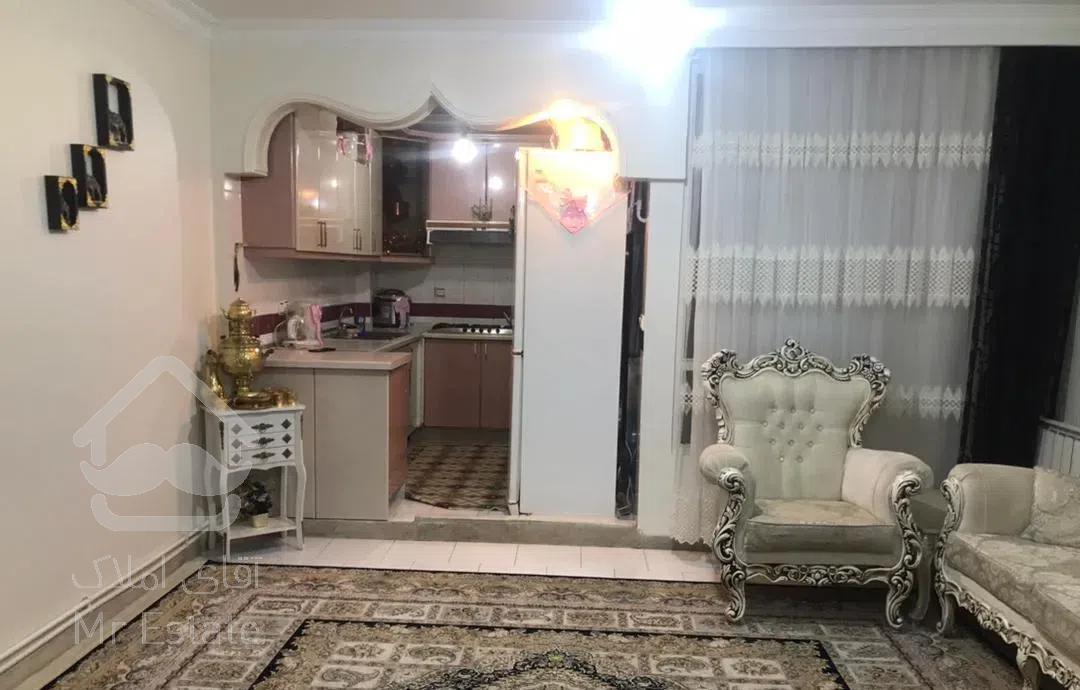 ۶۲ متر با پارکینگ  و انباری خوش نقشه بازسازی شده