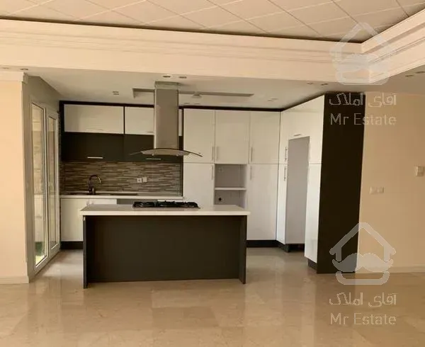 ساختمان دربست۱۰۰۰ متر کلیدنخورده