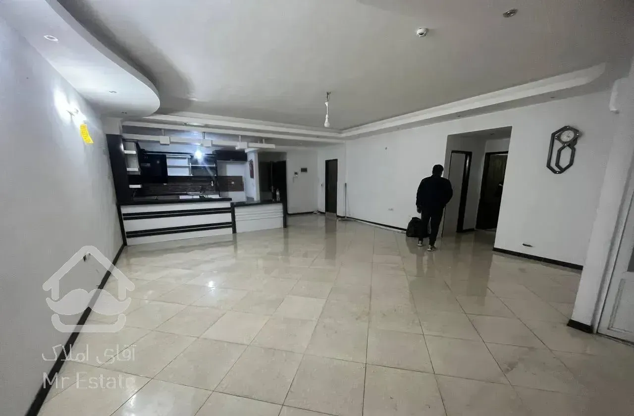 ۱۱۵ متر اواسط فلاحی غرق نور مناسب جهیزیه