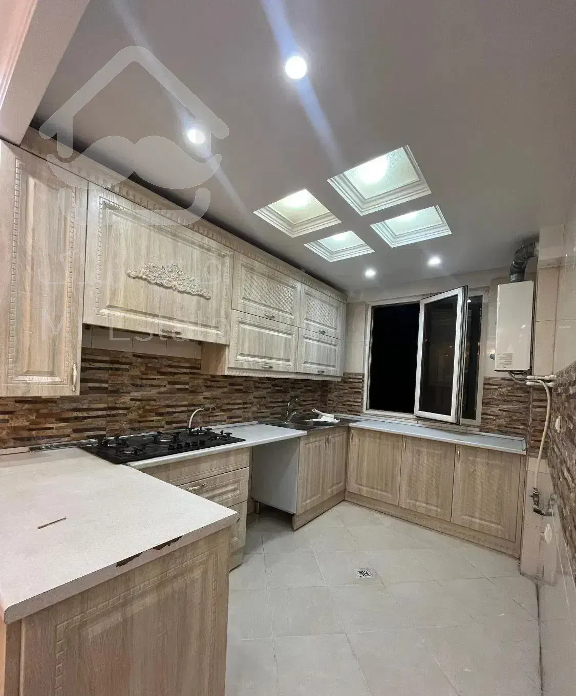 آپارتمان48متر نوساز تک واحدی نزدیک مترودو کله نور