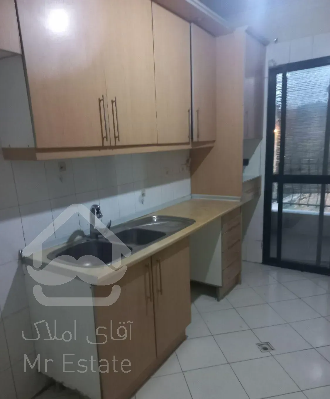 آپارتمان ۱۰۴ متر شهرک کاج