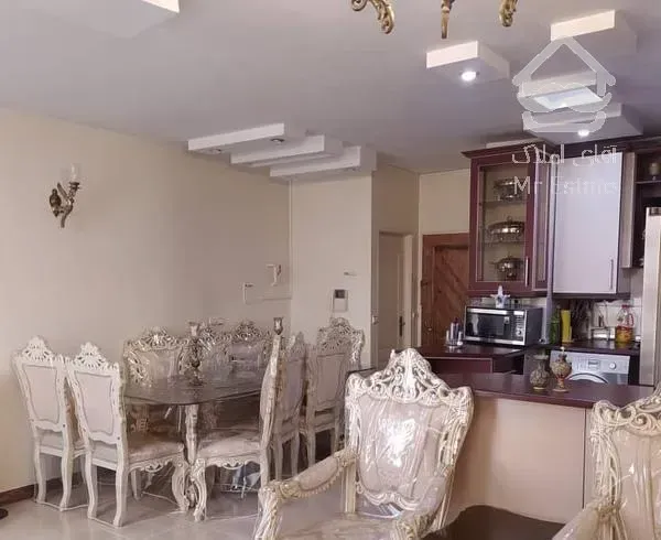 72 متری فول امکانات سیصد متری