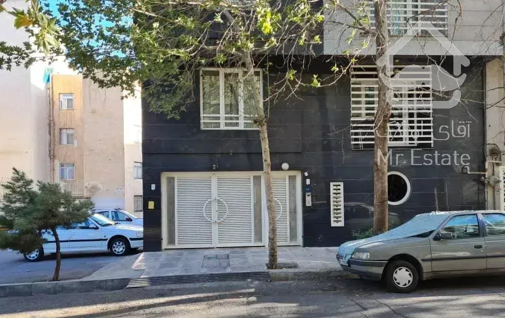 آپارتمان جلفا 58 متر 12 ساله طبقه 4